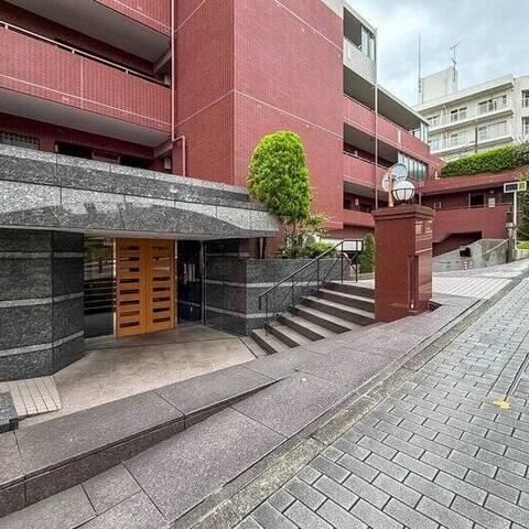 ヒルハイツ宮前平ウエストの建物・共用部写真