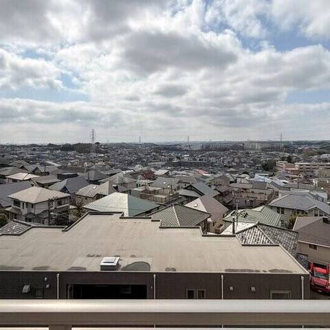 ヒルズ新百合ヶ丘の眺望・バルコニー写真