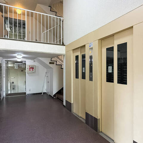 つつじヶ丘ハイムA棟の建物・共用部写真