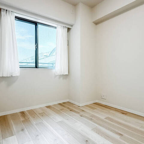 ユアコート東長崎の室内写真