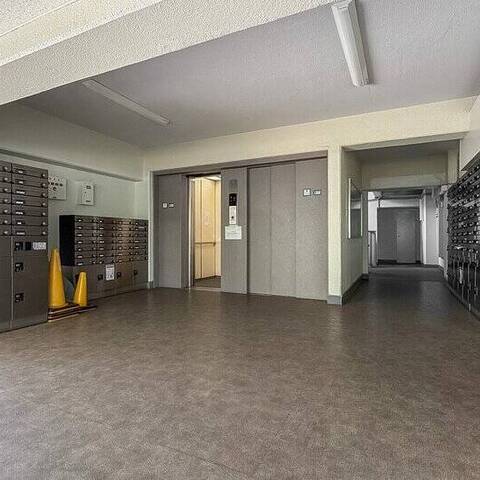 三ツ沢ハイタウン（3号棟・4号棟）の建物・共用部写真