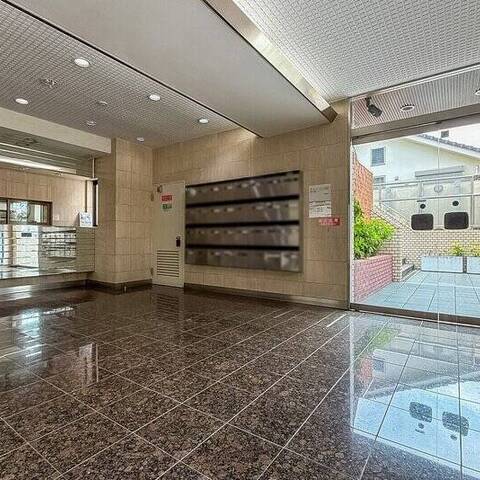 山手ガーデンハイツの建物・共用部写真