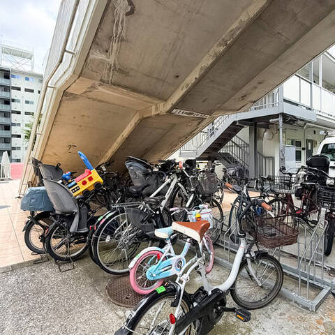 三ツ沢ハイタウン（2号棟）の建物・共用部写真