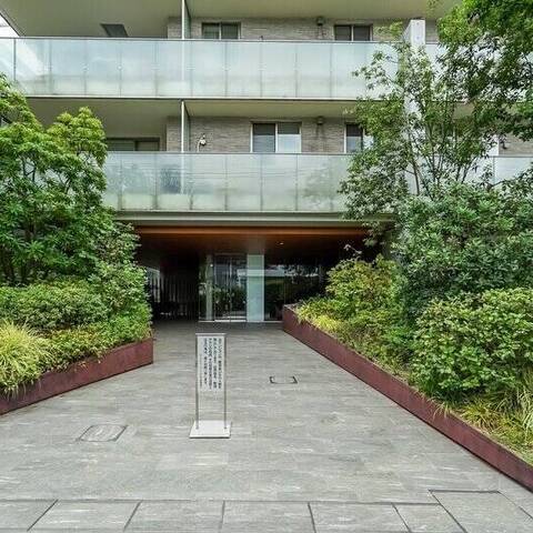ロイヤルシーズン二子玉川の建物・共用部写真