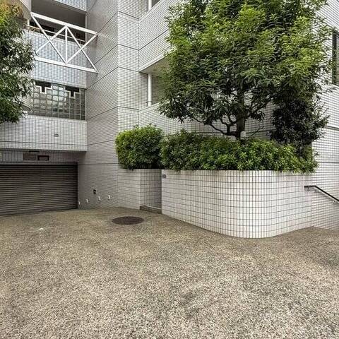 ロイヤル多摩蘭坂ハイツの建物・共用部写真