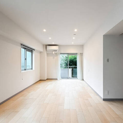 朝日常盤台マンションの室内写真