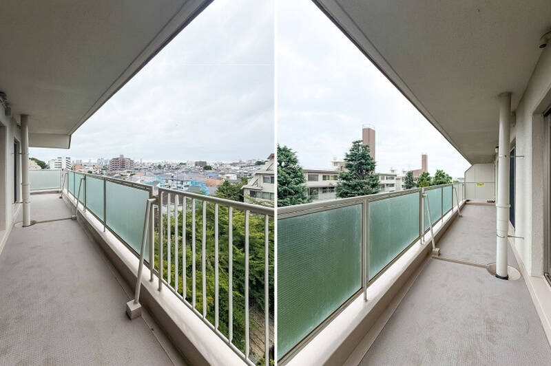 こちらも南向きの長いバルコニー。下階と同じく、マンションの敷地内を望む穏やかな眺めです。