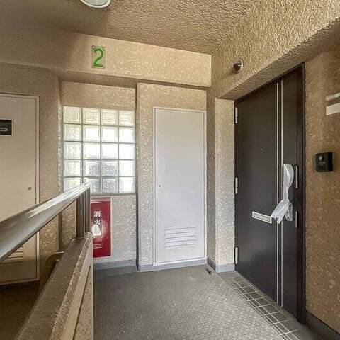 東急ドエル江田ロビニアの建物・共用部写真