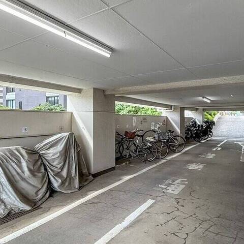 赤坂台マンションの建物・共用部写真