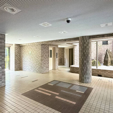 ライオンズマンション小手指の建物・共用部写真