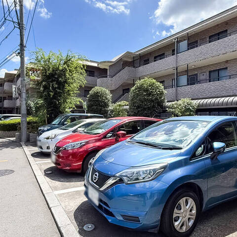 ライオンズマンション小手指の建物・共用部写真