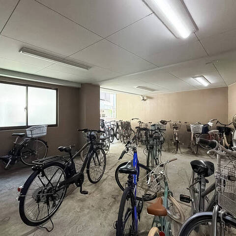 ライオンズガーデンつつじヶ丘の室内写真