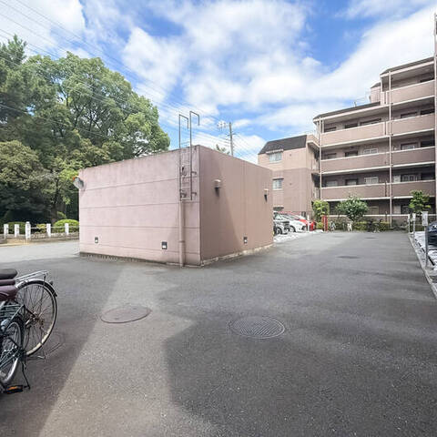 プランヴェール等々力緑地の建物・共用部写真