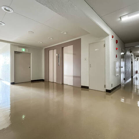 日商岩井碑文谷マンションの室内写真