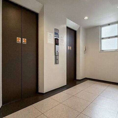井の頭パークサイドマンションの建物・共用部写真