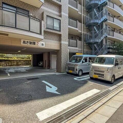 ライオンズマンション菊川リバーサイドの建物・共用部写真