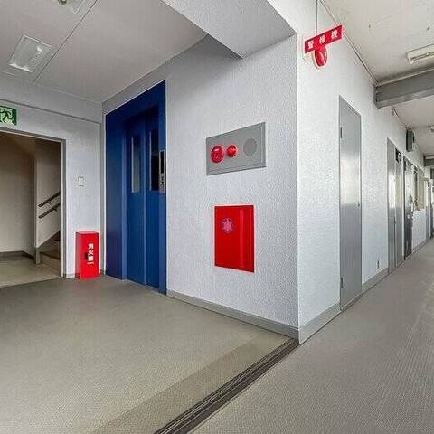 喜多見マンションの建物・共用部写真