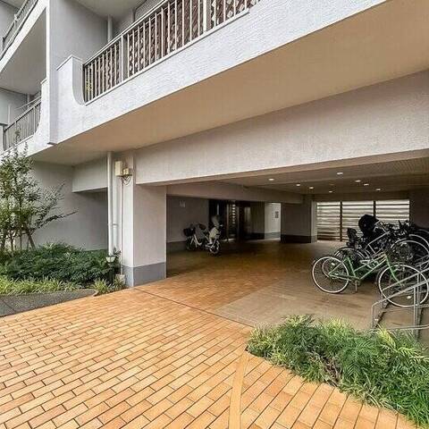 喜多見マンションの建物・共用部写真