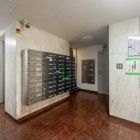 ニュー池尻マンションの建物・共用部写真