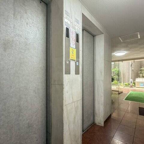 ニュー池尻マンションの建物・共用部写真