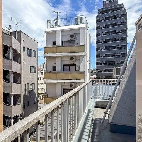 サカエ新宿余丁町マンションの室内写真