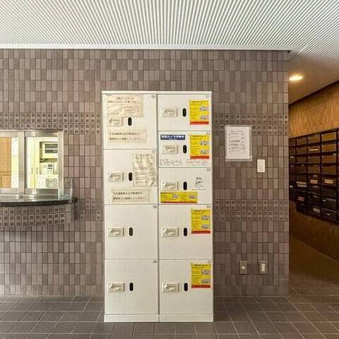 グリーンコーポ多摩ニュータウン南大沢の建物・共用部写真