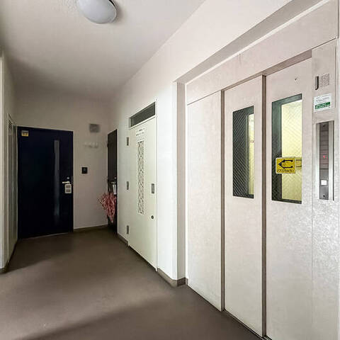 サニーハウス戸田１番館の建物・共用部写真