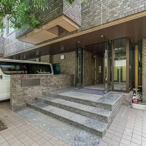 綱町コンドミニアムの建物・共用部写真