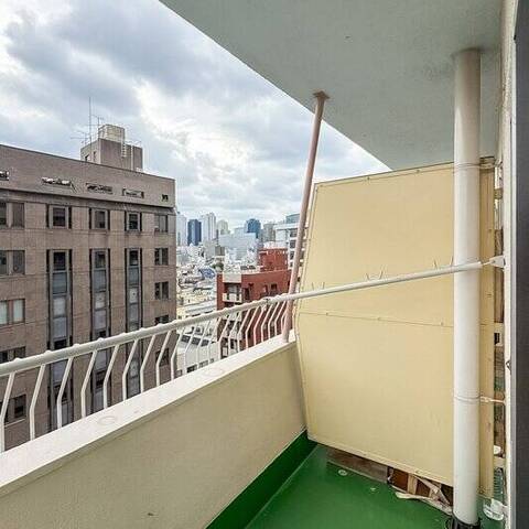 新宿スカイプラザの室内写真