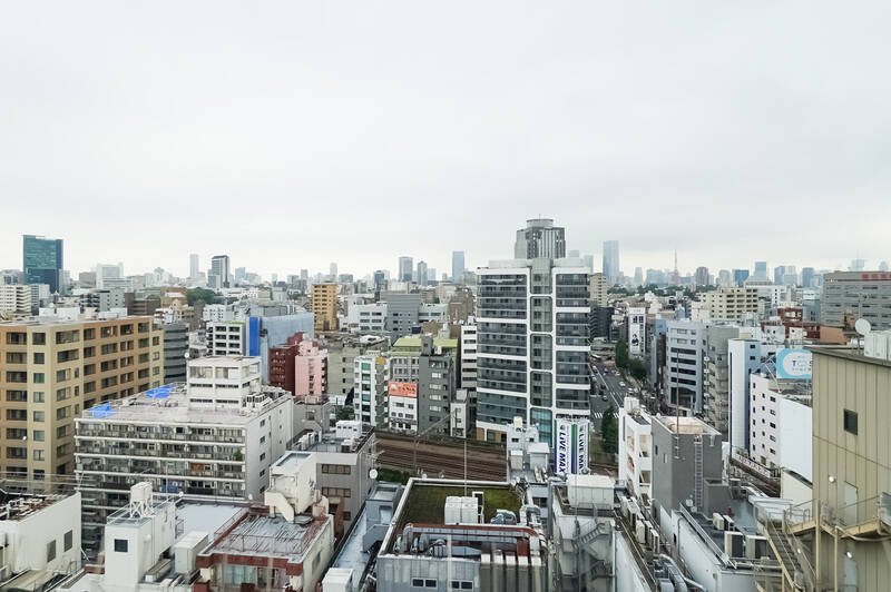 右側の「東京タワー」が見えますでしょうか。撮影時はあいにくのお天気でしたが、晴れた日には爽快な景色を望めそうです。