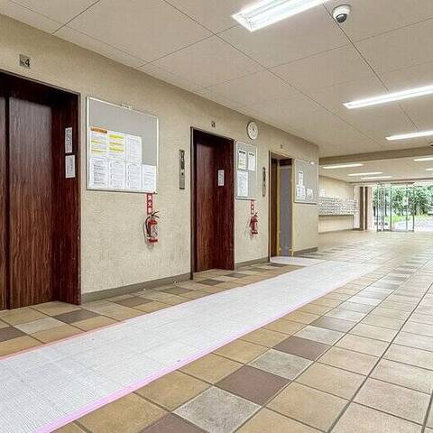 大森駅前住宅の建物・共用部写真