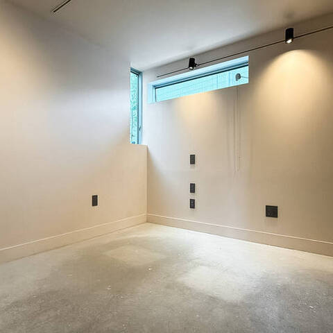 江東区東砂8丁目戸建の室内写真