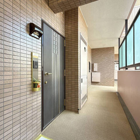 ライオンズガーデンテラス千歳烏山の室内写真