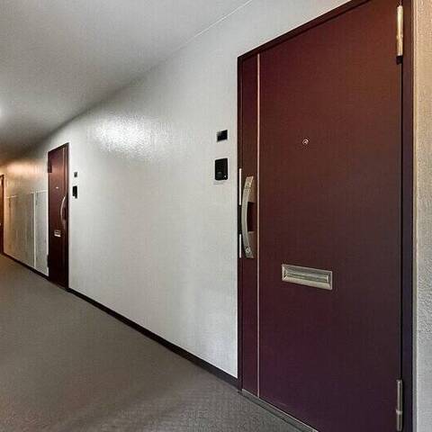 西新宿ハウスの建物・共用部写真