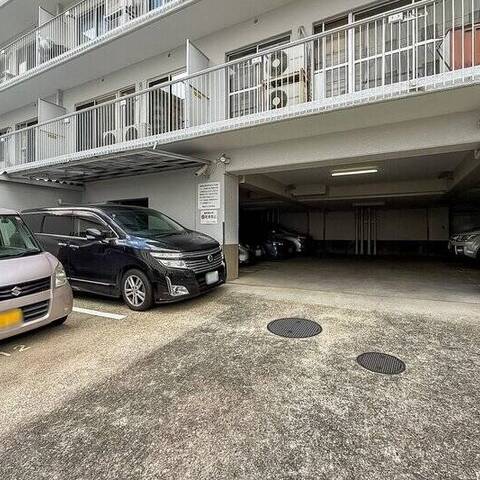 西新宿ハウスの建物・共用部写真