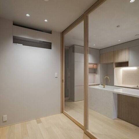 麹町ロイヤルマンションの室内写真