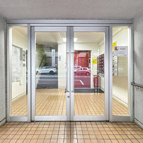 ニックハイム山下公園の室内写真
