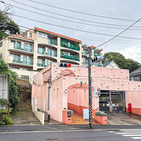 リブゼ横浜クイーンズテラス山手の室内写真