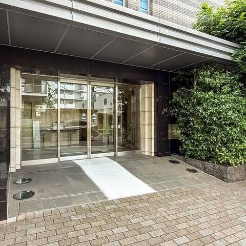 ライオンズ板橋氷川町レジデンスの建物・共用部写真