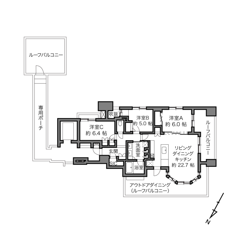 一緒に間取り図を見てみましょう。こちらは<b>最上階にある、1邸のみのペントハウス</b>。このフロアには他の入居者がいないため、プライバシーが保たれやすい環境です。