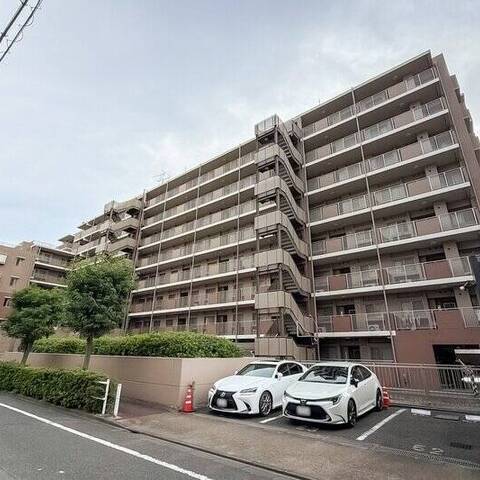 ビューネ蓮根城北公園の室内写真