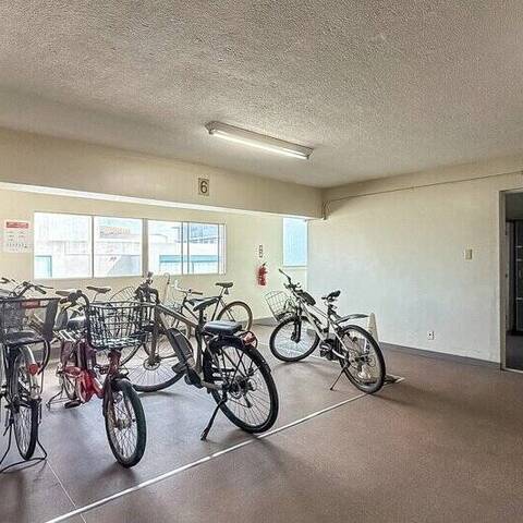 南青ハイツの建物・共用部写真