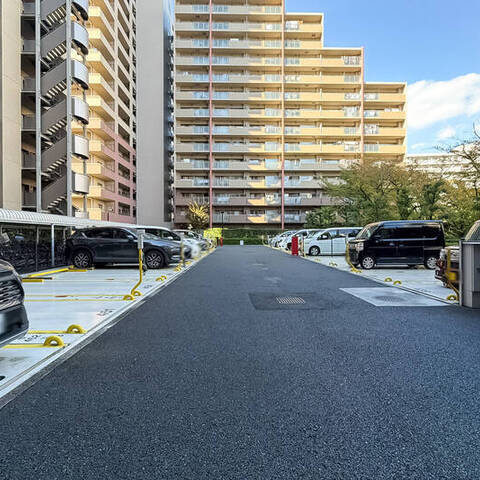 イーストパークス大島サザンスクエアの建物・共用部写真