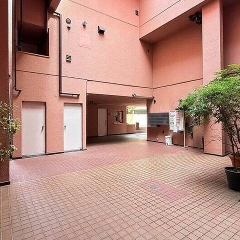 小田急目黒三田マンションの建物・共用部写真
