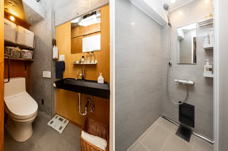 <b>左・</b>洗面室とトイレは一体型。コンパクトながら、動線は効率的です。／<b>右・</b>浴槽はなく、シャワールームが設置されています。