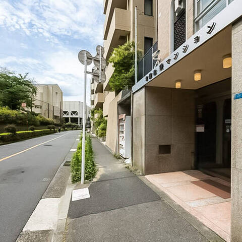 常盤松葵マンションの建物・共用部写真