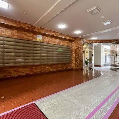 日商岩井芦花公園マンションの建物・共用部写真