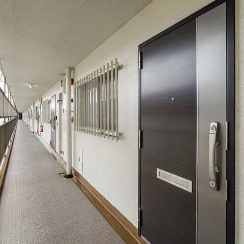 マンション国領の建物・共用部写真