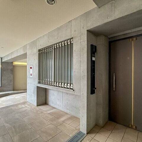 メビウスブレイン菊名ウェルズの建物・共用部写真